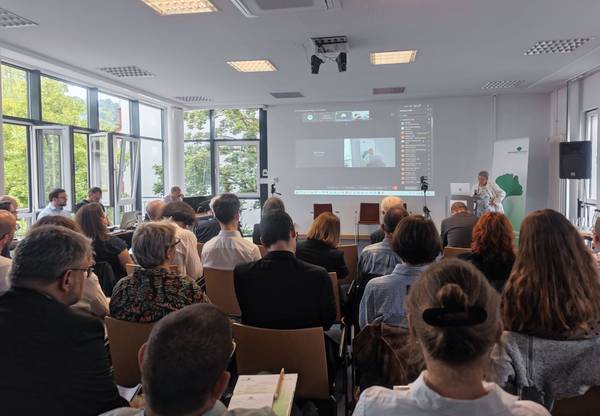 Quelle: Tony Franzky Bild vom 30. Archivwissenschaftlichen Kolloquium in Marburg